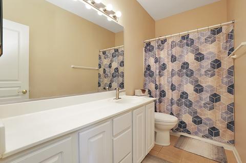 4075 Whitehall Ln, Algonquin, IL 60102 photo 20