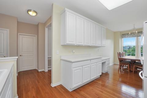 4075 Whitehall Ln, Algonquin, IL 60102 photo 10