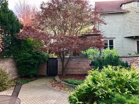 1447 E 56th St, Chicago, IL 60637 photo 21