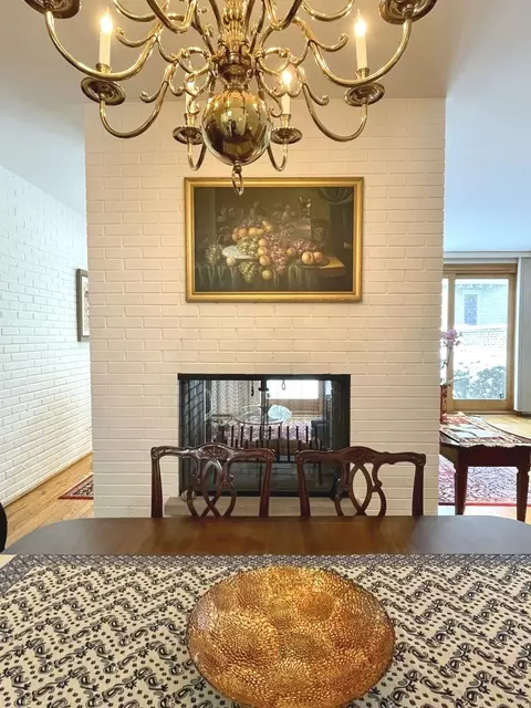1447 E 56th St, Chicago, IL 60637 photo 8