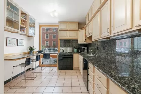 1447 E 56th St, Chicago, IL 60637 photo 10