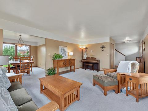 1608 Brighton Ln, Plainfield, IL 60586 photo 3