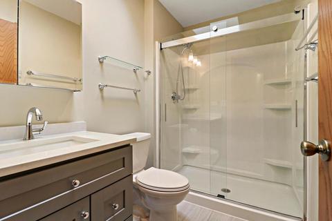 1619 Beach Rd, Mchenry, IL 60050 photo 11
