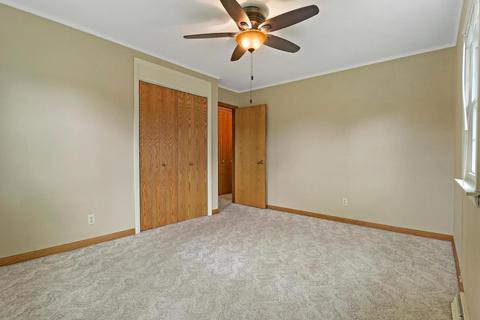 1619 Beach Rd, Mchenry, IL 60050 photo 17