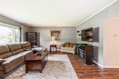 18651 Torrence Ave, Lansing, IL 60438 photo 3