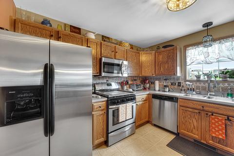 404 Saddle Run Ln, Beecher, IL 60401 photo 7