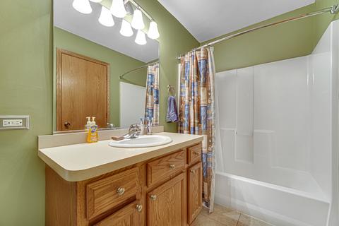 404 Saddle Run Ln, Beecher, IL 60401 photo 22