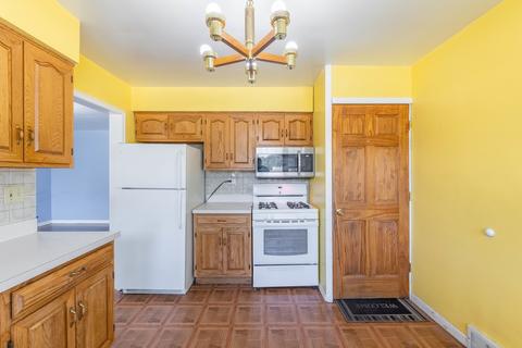 1928 N Taft Ave, Berkeley, IL 60163 photo 7