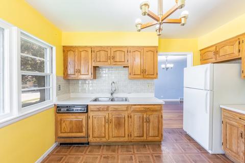 1928 N Taft Ave, Berkeley, IL 60163 photo 8