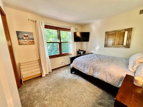 1007 Shimer Ct, Naperville, IL 60565 photo 17