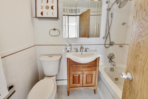 1511 E 56th St, Chicago, IL 60637 photo 21