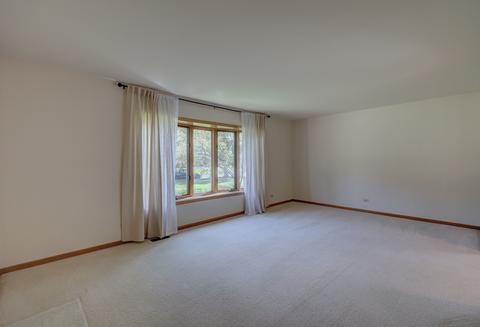430 Ford Ln, Bartlett, IL 60103 photo 4