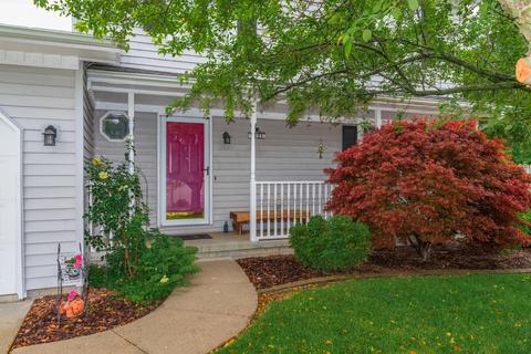 1621 Cutter Ct, Normal, IL 61761 photo 2