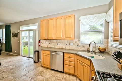 2994 Case Ct, Aurora, IL 60503 photo 22
