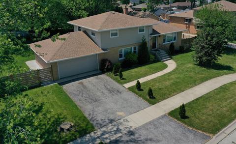 8446 Normandy Ave, Burbank, IL 60459 photo 3