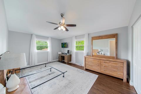 8446 Normandy Ave, Burbank, IL 60459 photo 14
