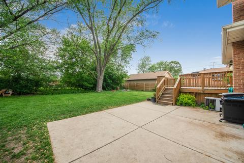 8446 Normandy Ave, Burbank, IL 60459 photo 25
