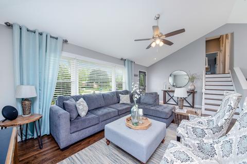 8446 Normandy Ave, Burbank, IL 60459 photo 5