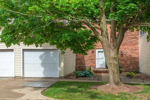 1530 Hunt Dr #B, Normal, IL 61761 photo 1