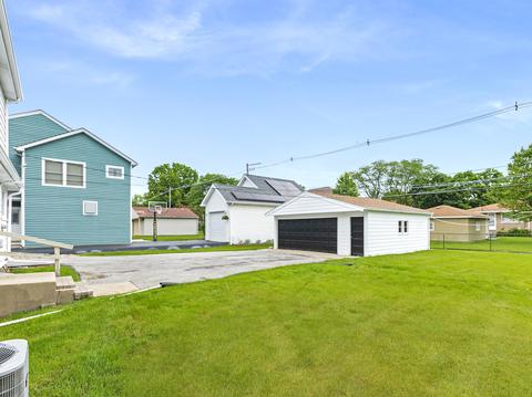 969 S Spring Rd, Elmhurst, IL 60126 photo 3
