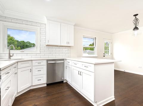 969 S Spring Rd, Elmhurst, IL 60126 photo 8