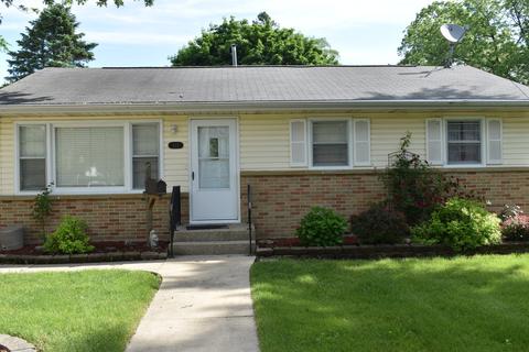 1113 Ruby St, Belvidere, IL 61008 photo 1