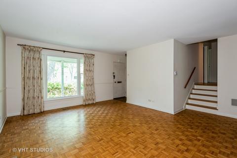 1502 Beecher Ave, Wheaton, IL 60187 photo 2