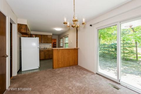 1502 Beecher Ave, Wheaton, IL 60187 photo 5