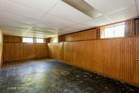 1502 Beecher Ave, Wheaton, IL 60187 photo 11