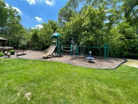 663 Arbor Cir, Lakemoor, IL 60051 photo 24