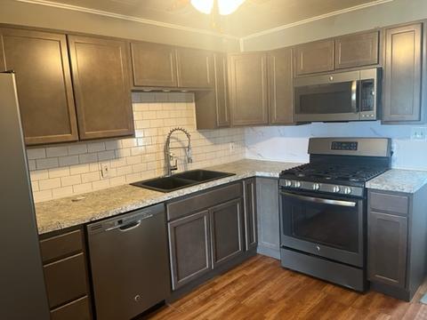 209 E 3rd St, Oglesby, IL 61348 photo 12