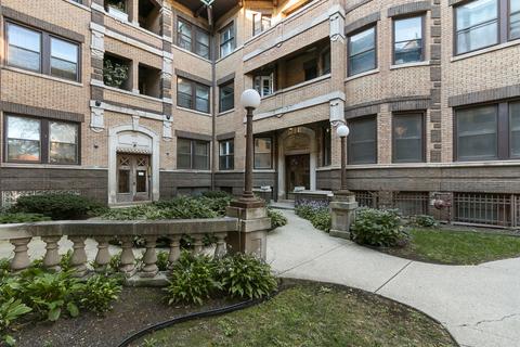 941 E Hyde Park Blvd #1, Chicago, IL 60615