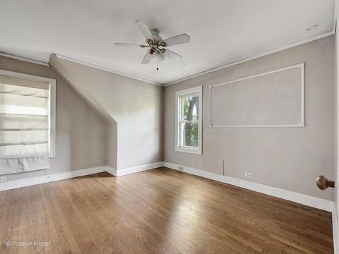1114 Cherry St, Wheaton, IL 60187 photo 9