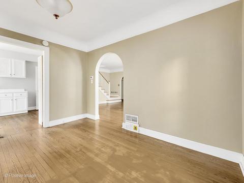 1114 Cherry St, Wheaton, IL 60187 photo 5