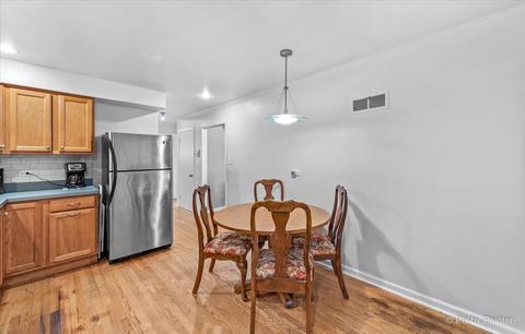 155 E Thacker St, Des Plaines, IL 60016 photo 8