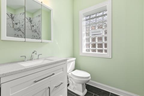 1304 E 73rd St, Chicago, IL 60619 photo 8