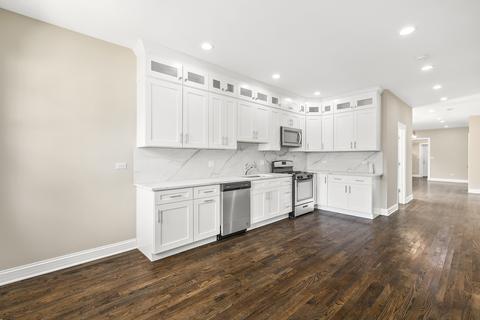 1304 E 73rd St, Chicago, IL 60619 photo 4