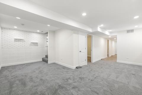1304 E 73rd St, Chicago, IL 60619 photo 12