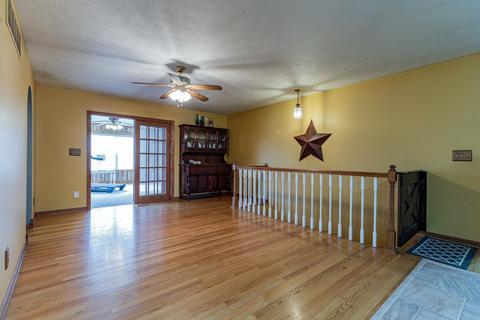 103 W Stahl Dr, Philo, IL 61864 photo 13