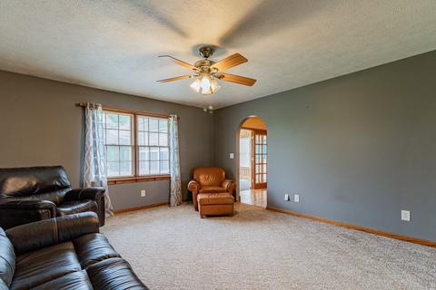 103 W Stahl Dr, Philo, IL 61864 photo 20
