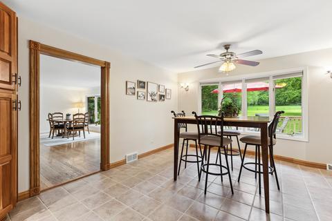 805 Cherry Valley Rd, Bull Valley, IL 60050 photo 16