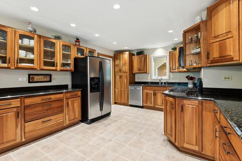 805 Cherry Valley Rd, Bull Valley, IL 60050 photo 15
