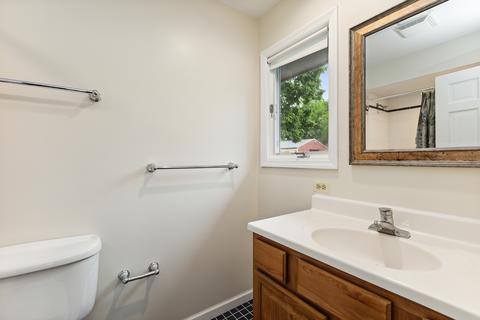 805 Cherry Valley Rd, Bull Valley, IL 60050 photo 19