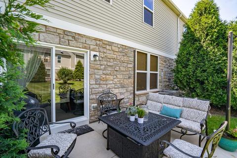 365 Devoe Dr, Oswego, IL 60543 photo 24