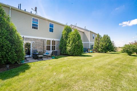 365 Devoe Dr, Oswego, IL 60543 photo 27