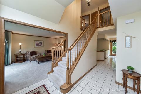 2445 Chatfield Ct, Aurora, IL 60504 photo 4