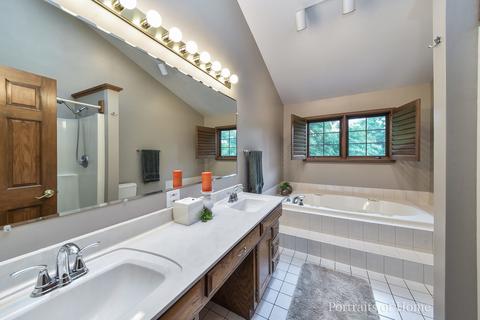 2445 Chatfield Ct, Aurora, IL 60504 photo 19