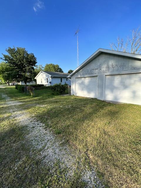 101 Washington St, Danforth, IL 60930 photo 37