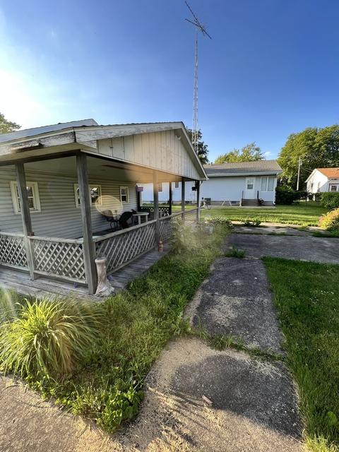 101 Washington St, Danforth, IL 60930 photo 4