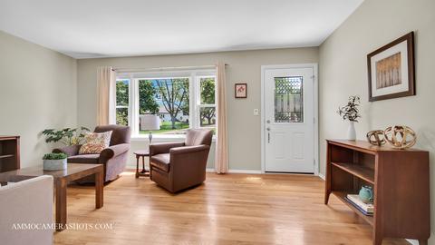 905 Dawes Ave, Wheaton, IL 60189 photo 7